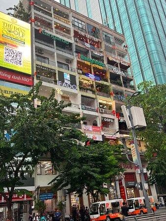 % 아라비카 · 더 카페 아파트먼트 — photo 2
