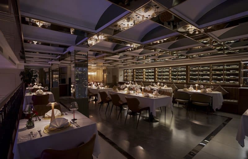 Cloud Nine Restaurant Sai Gon — photo 3