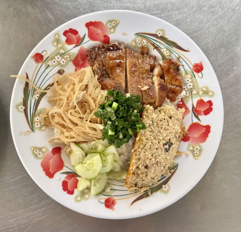 Cơm Tấm Trần Quý Cáp — photo 4