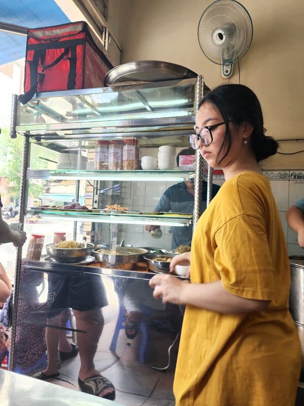 Cơm Tấm Trần Quý Cáp — photo 3