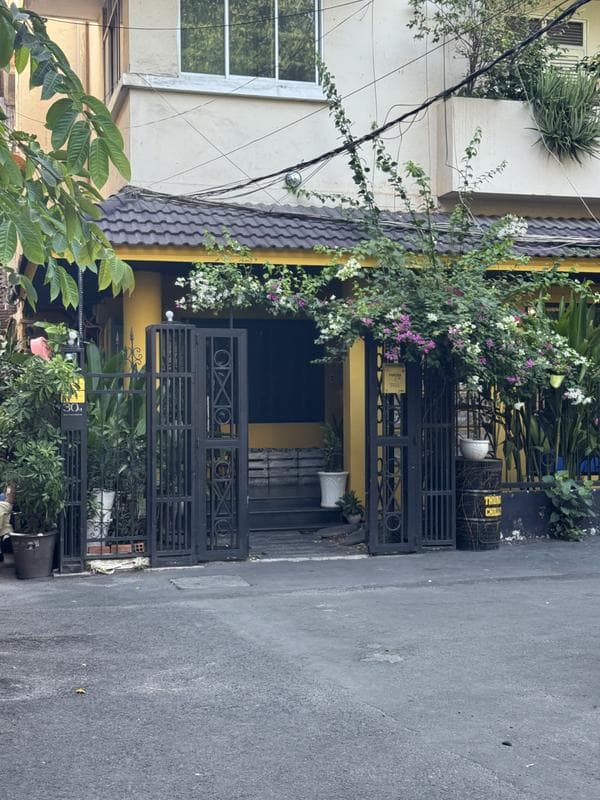 Tiệm cà phê Cư Xá 30 — photo 2