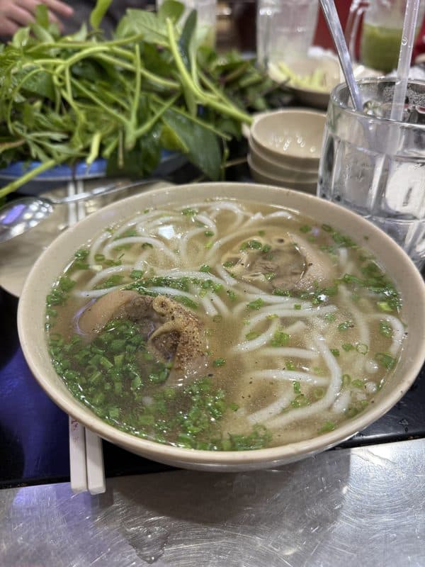 Hoang Ty Restaurant — photo 5