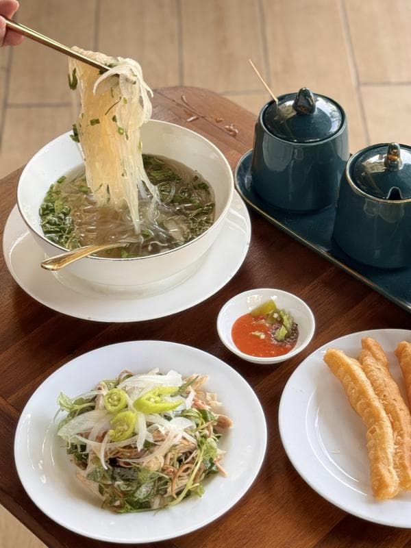 Phở Gà Ngô Vàng — photo 2