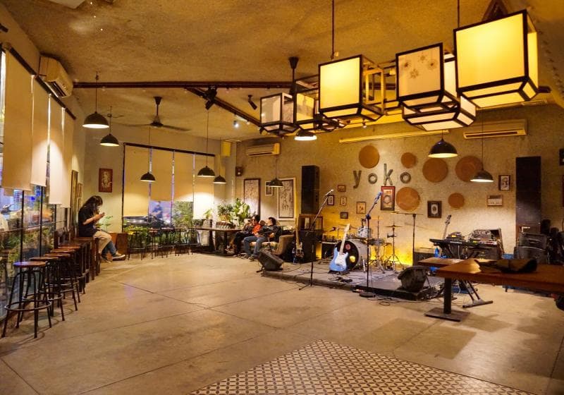 Yoko Saigon Bar & Cafe — photo 2
