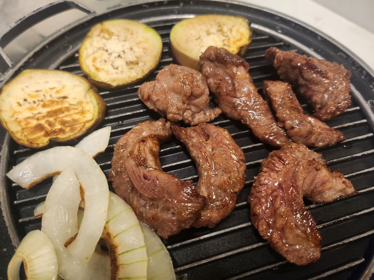 Meat grilling at Arirang BBQ