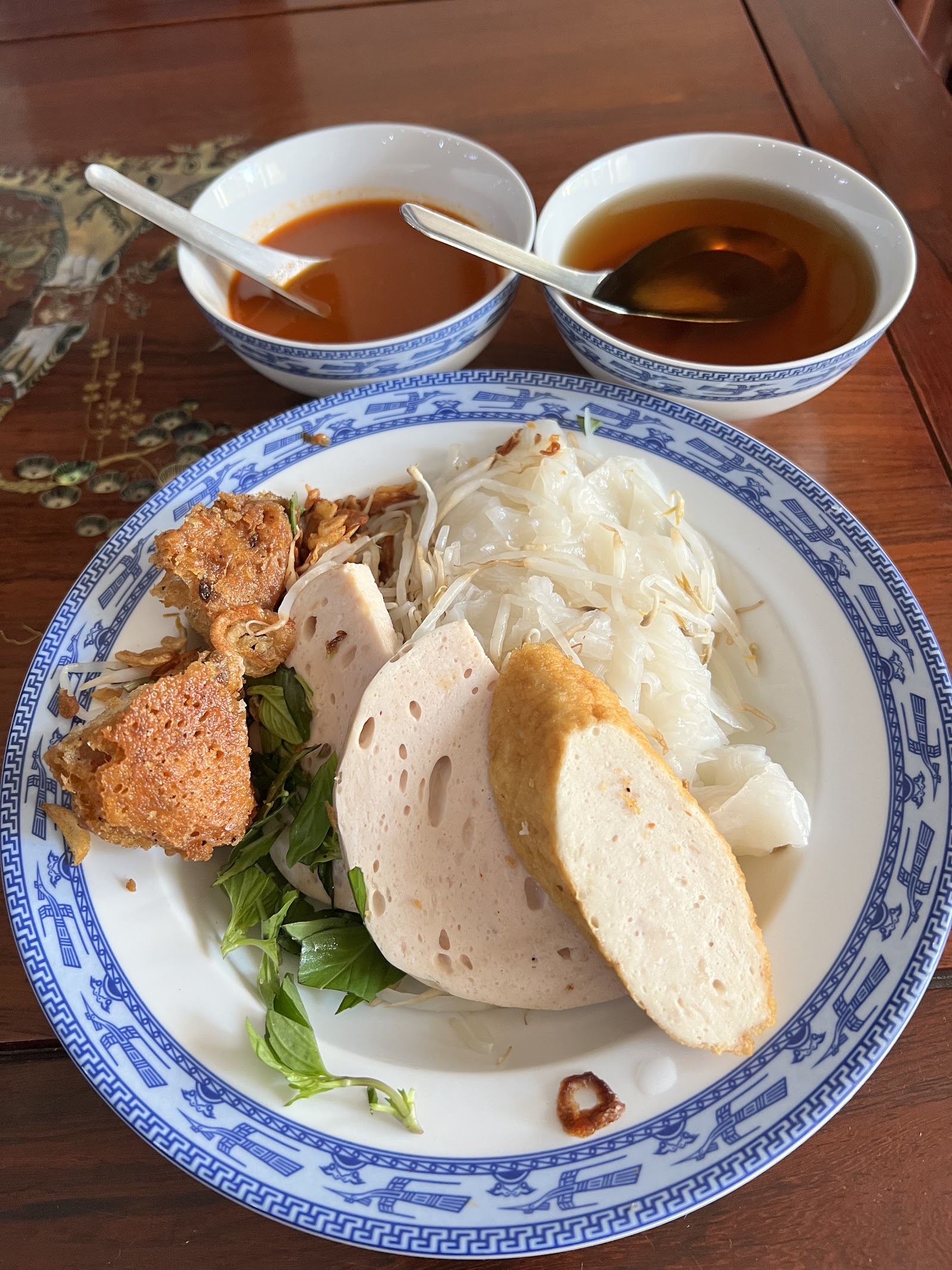 Bánh tôm chiên — ảnh đang chờ đợt chụp (10/2026)