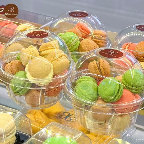 Macaron gift boxes