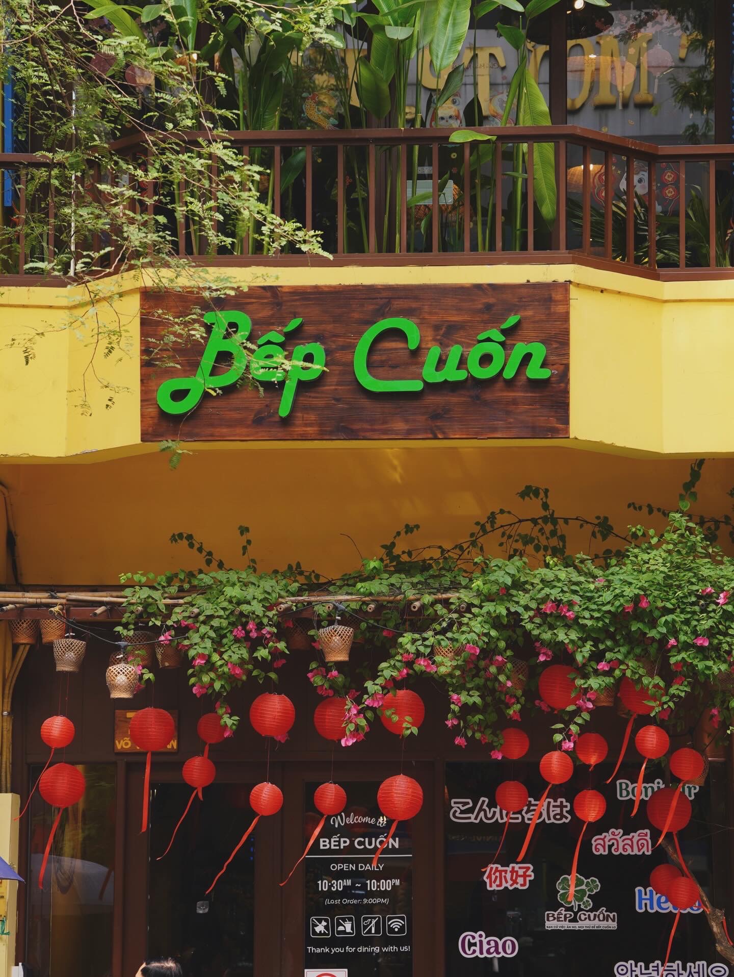 Bếp Cuốn Sài Gòn, 76 Võ Văn Tần