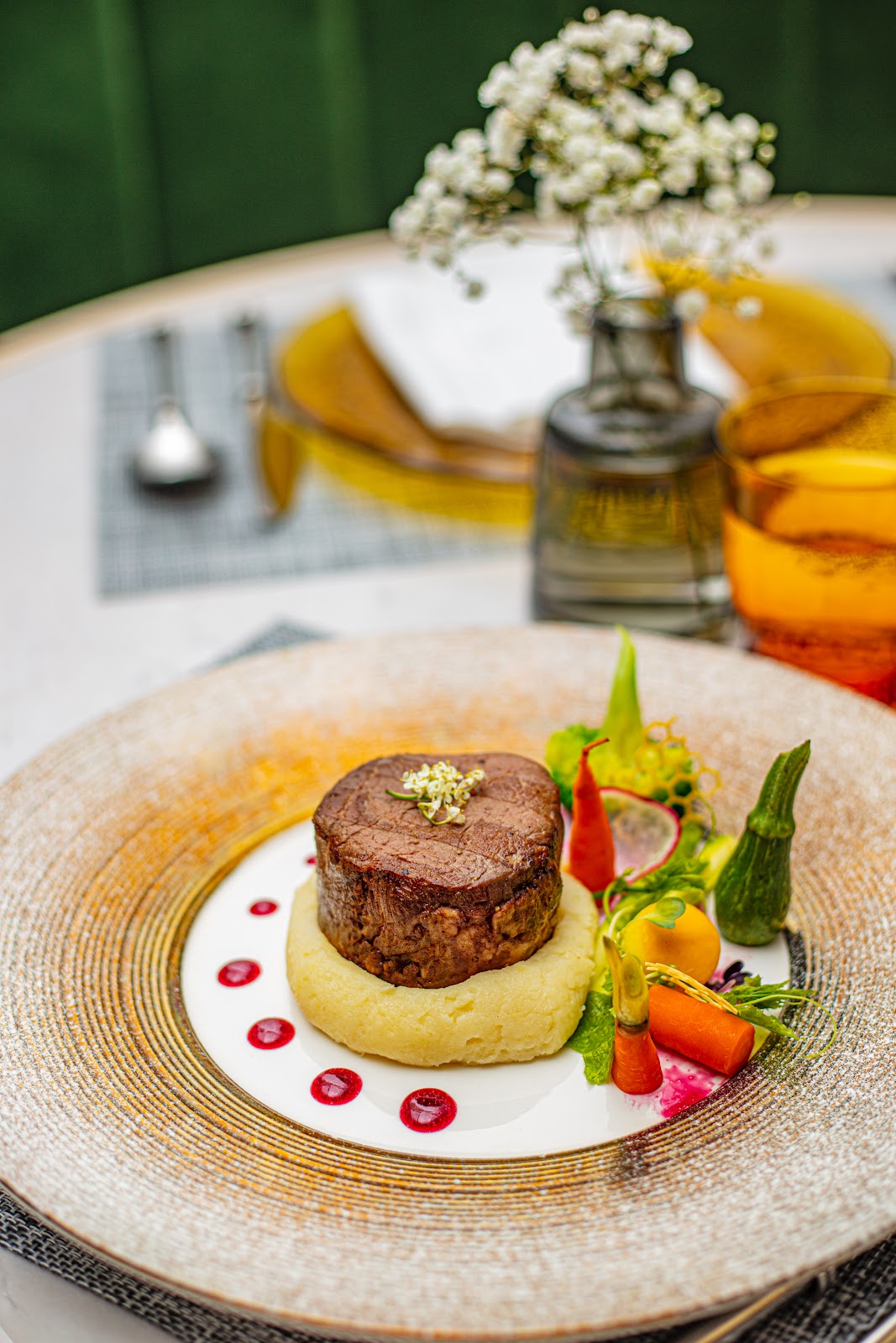 Bữa tối giờ vàng tại Cloud Nine