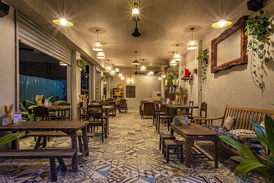 The cozy, nostalgic interior (pending the venue photo pass)