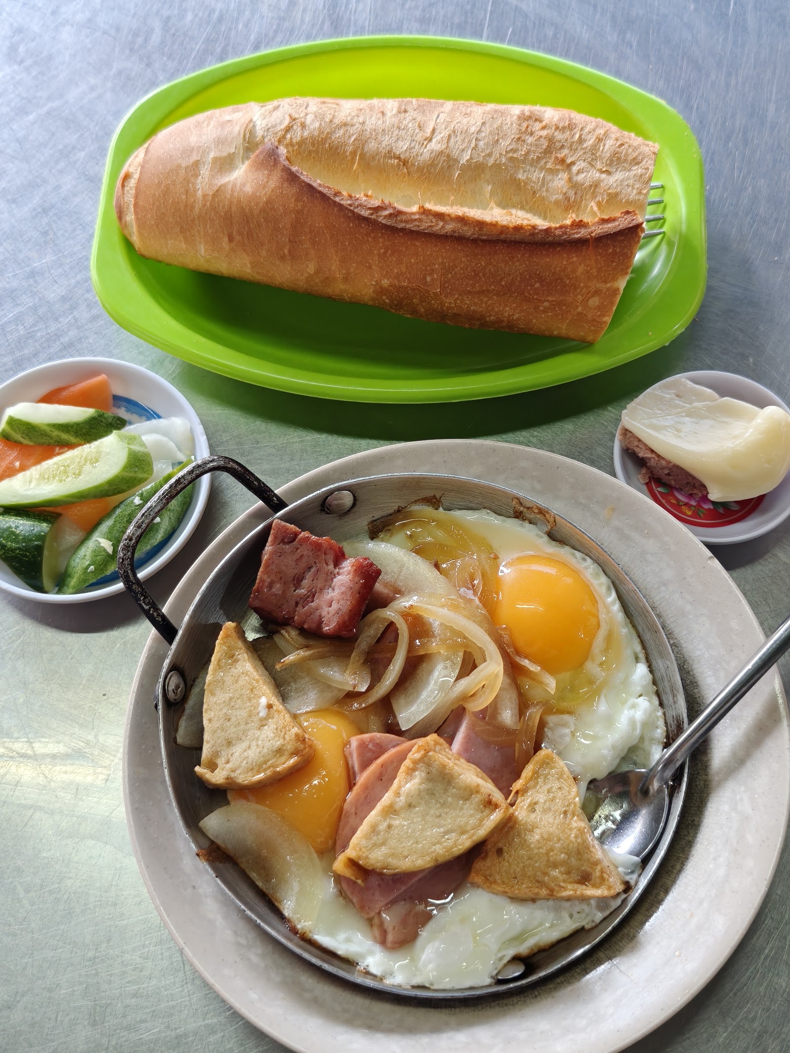 Chảo thịt nóng hổi
