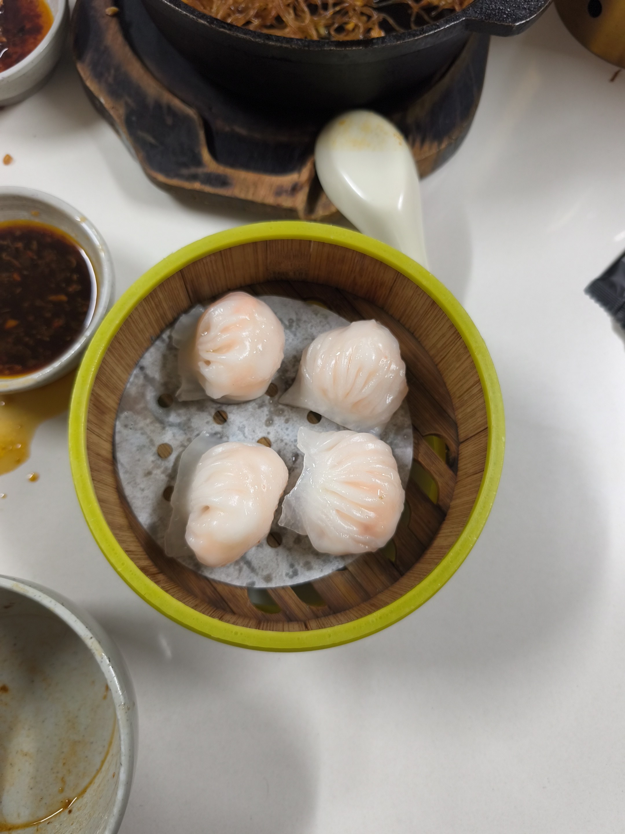 대나무 찜기의 새우 하가우