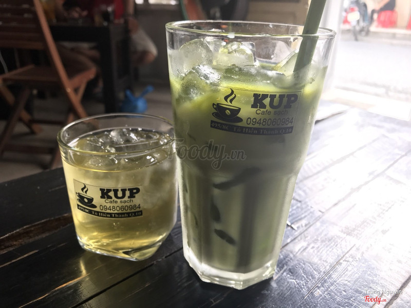 Ly thủy tinh in logo KUP