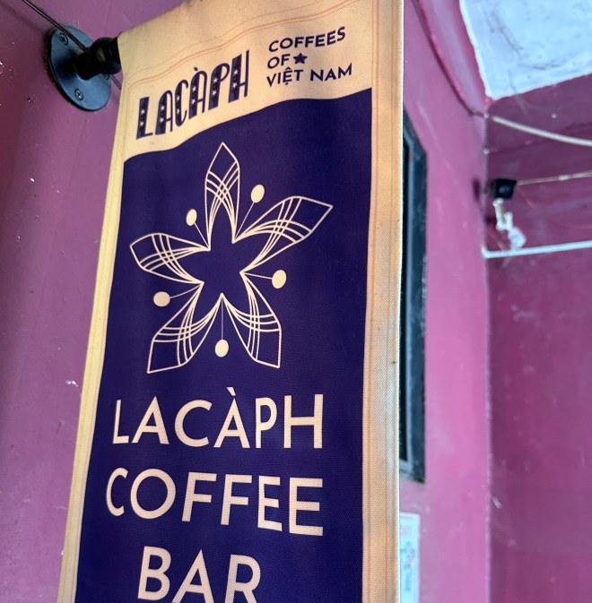 Lacàph Coffee Bar 별 마크 배너