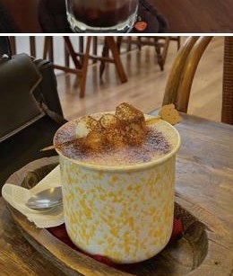 Bàn nhỏ trong ánh đèn ấm
