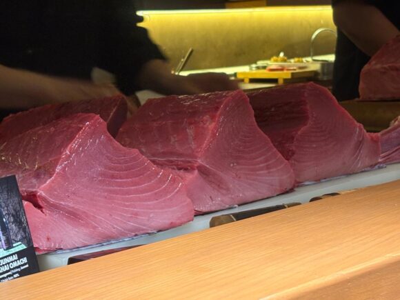 MAGURO Studio의 오마카세 접시
