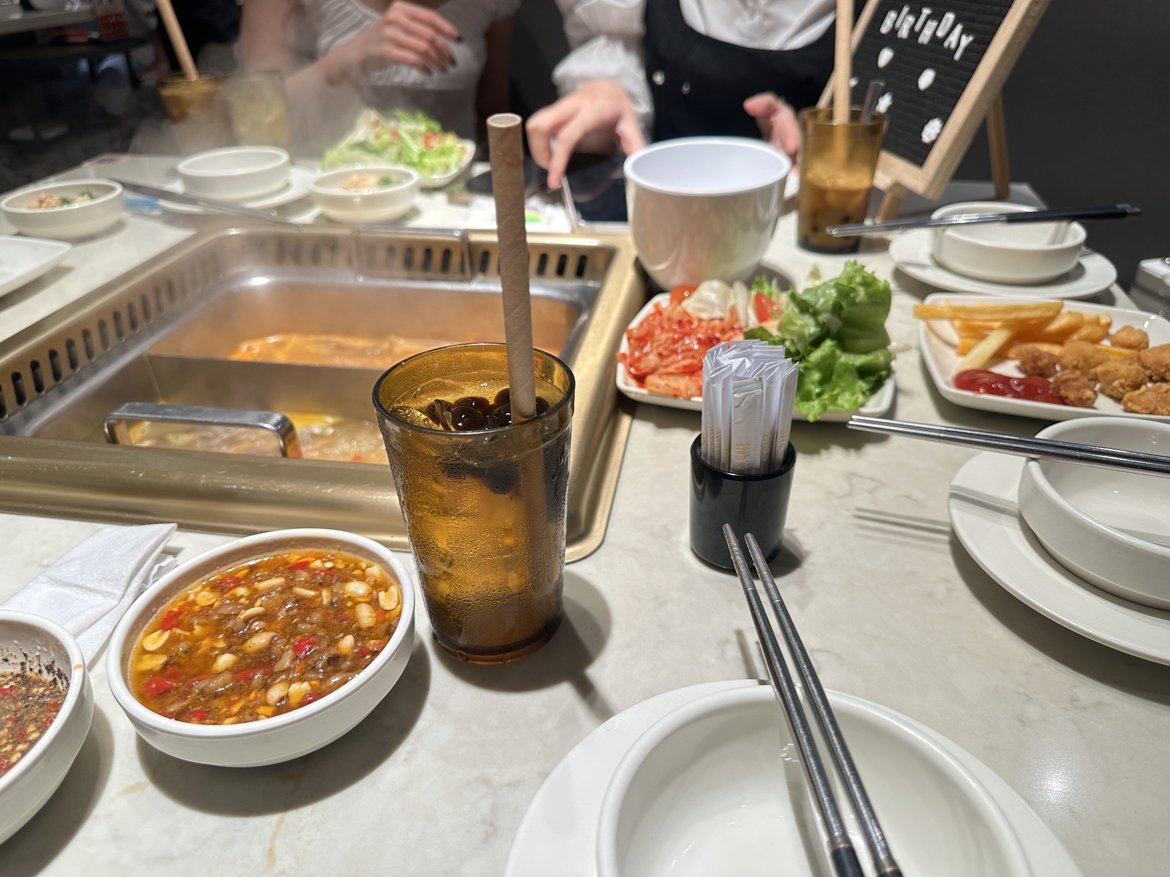 Hotpot tables and the B3 marble interior