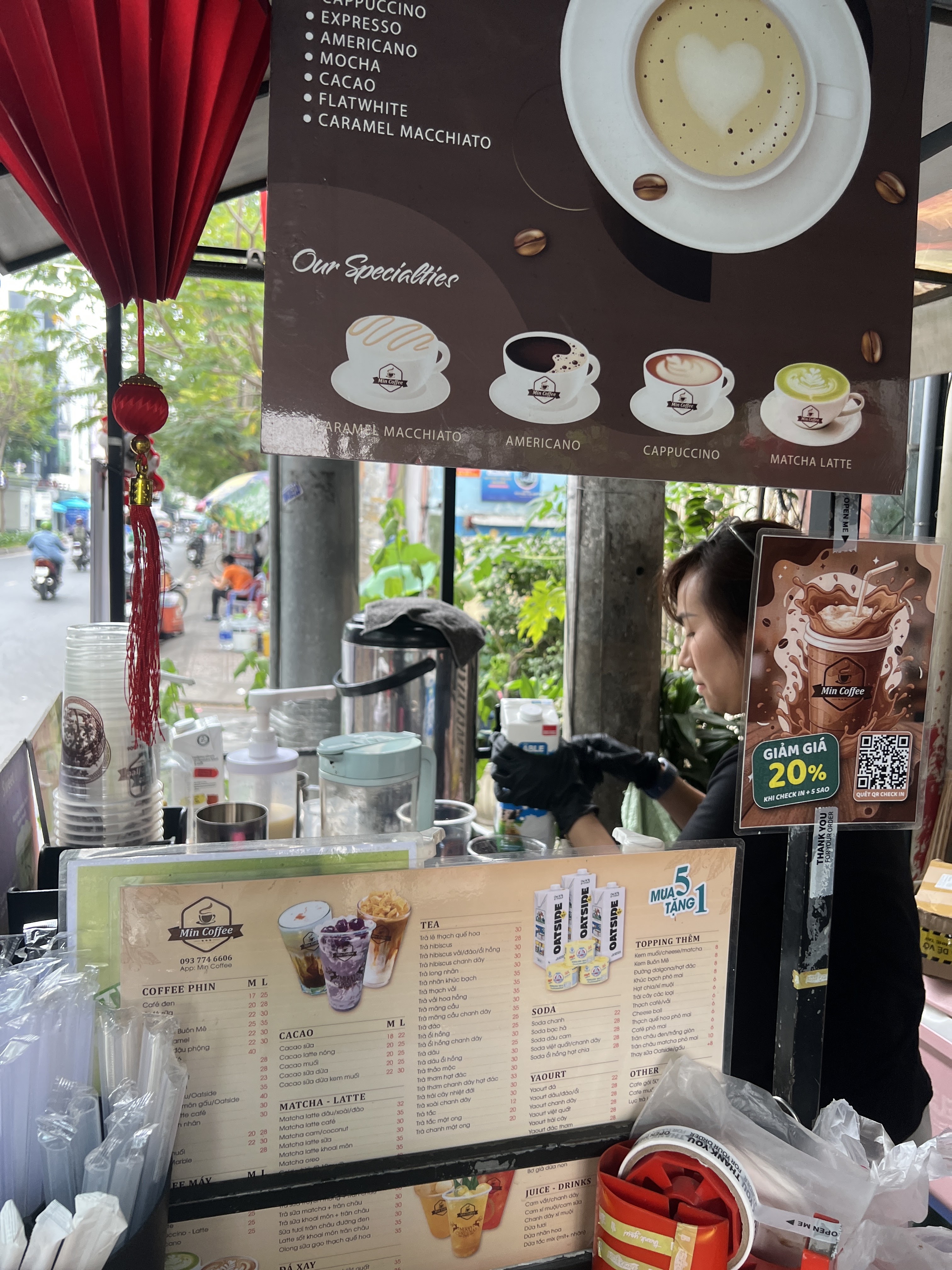 Xe quầy Min Coffee buổi sáng