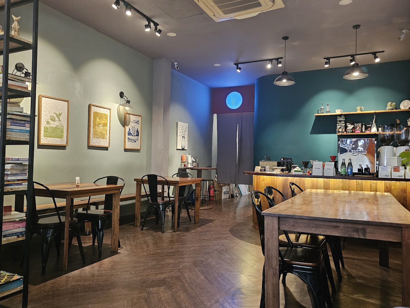 Wooden bar with the blue NAII sign
