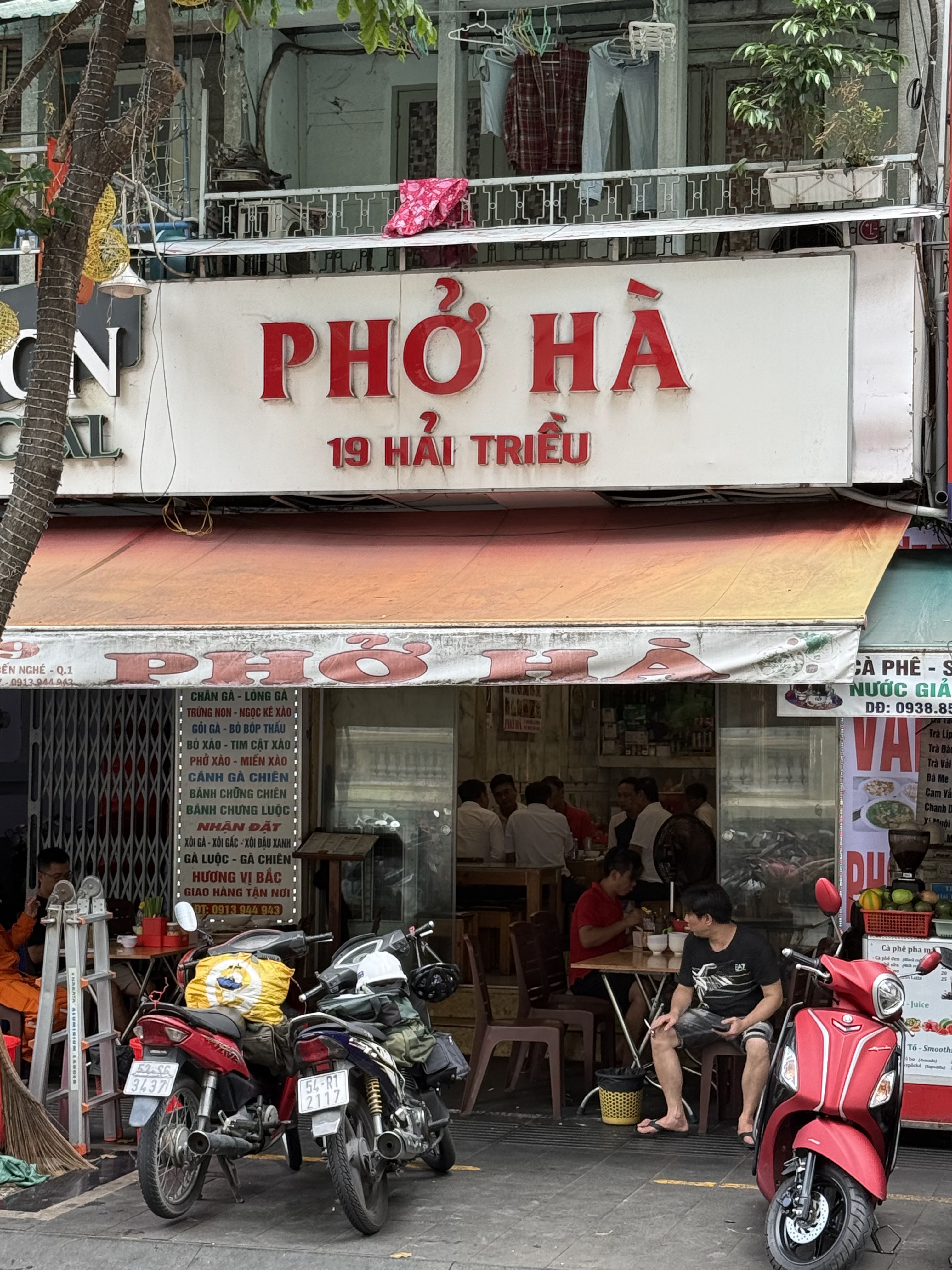 Mặt tiền Phở Hà, 19 Hải Triều
