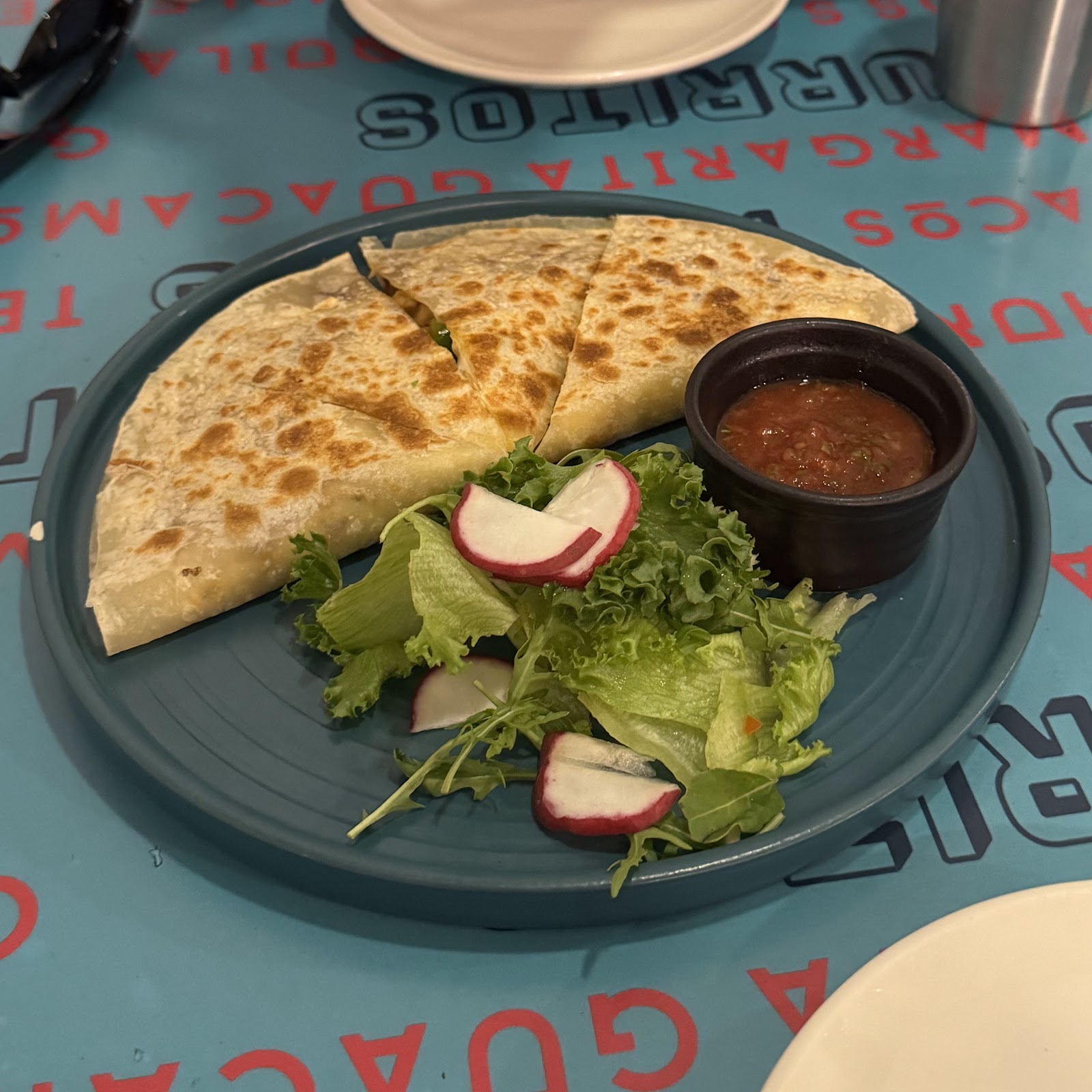 Quesadilla của quán
