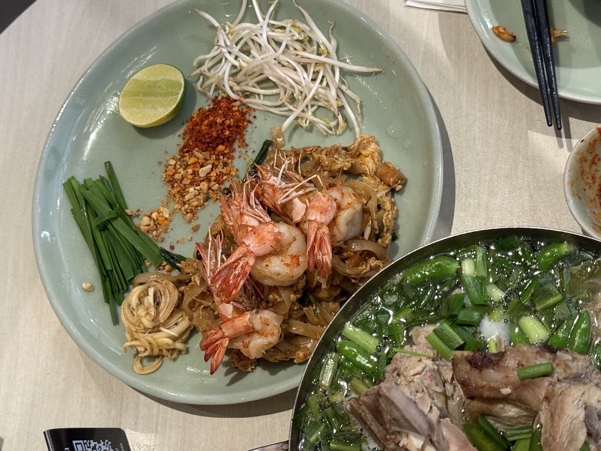 Pad Thai tôm