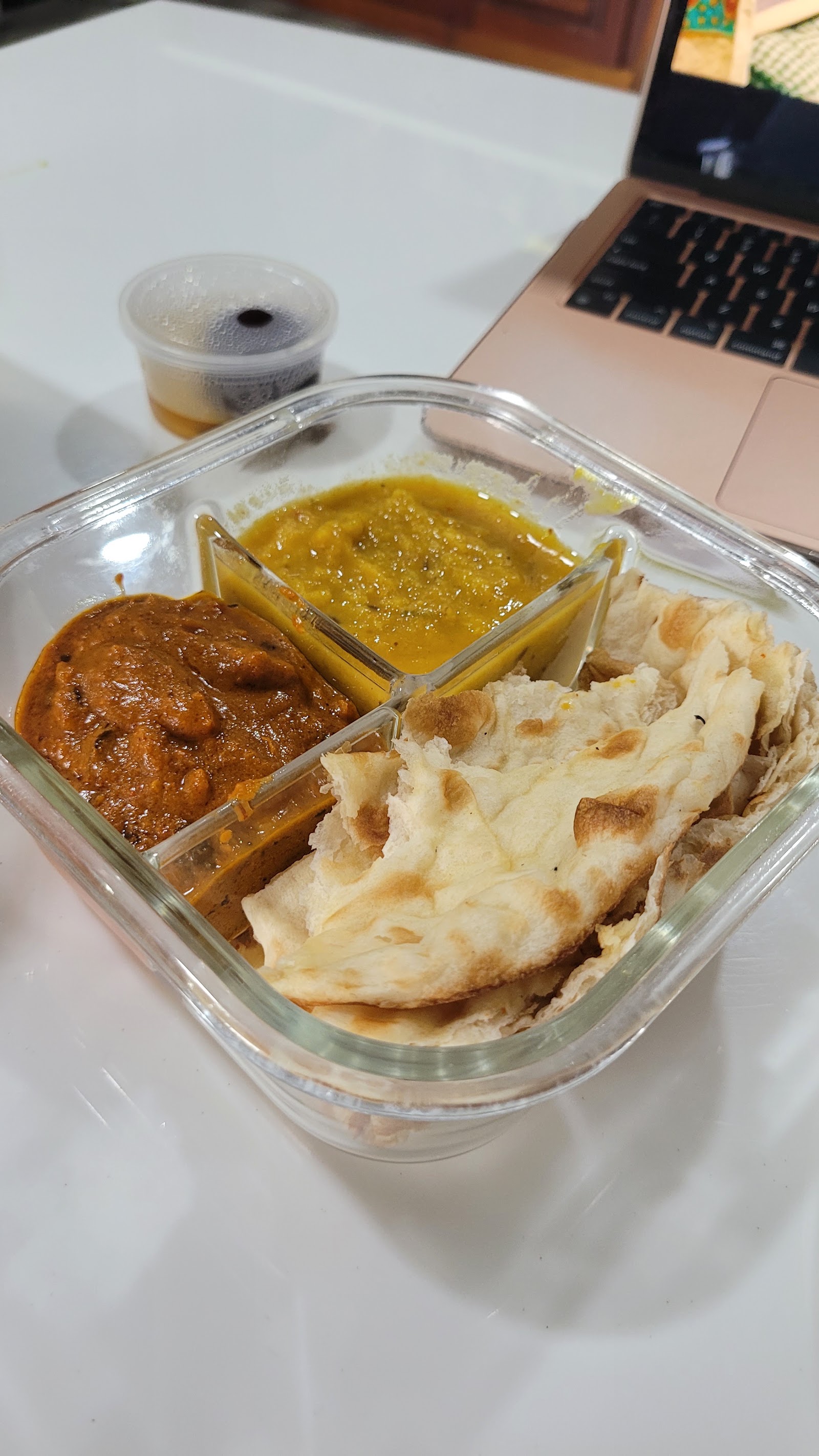 포장 박스: 달, 커리와 난