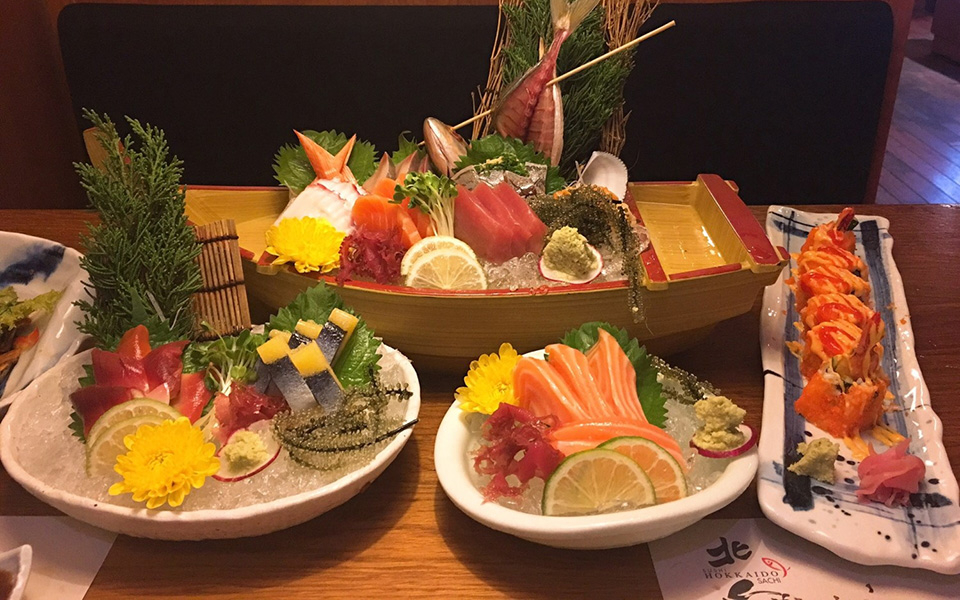 Mâm sashimi tại Sachi
