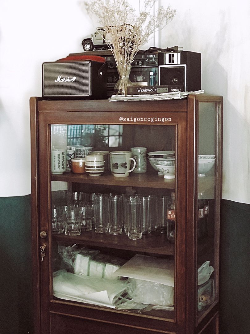 The glass cabinet of childhood things