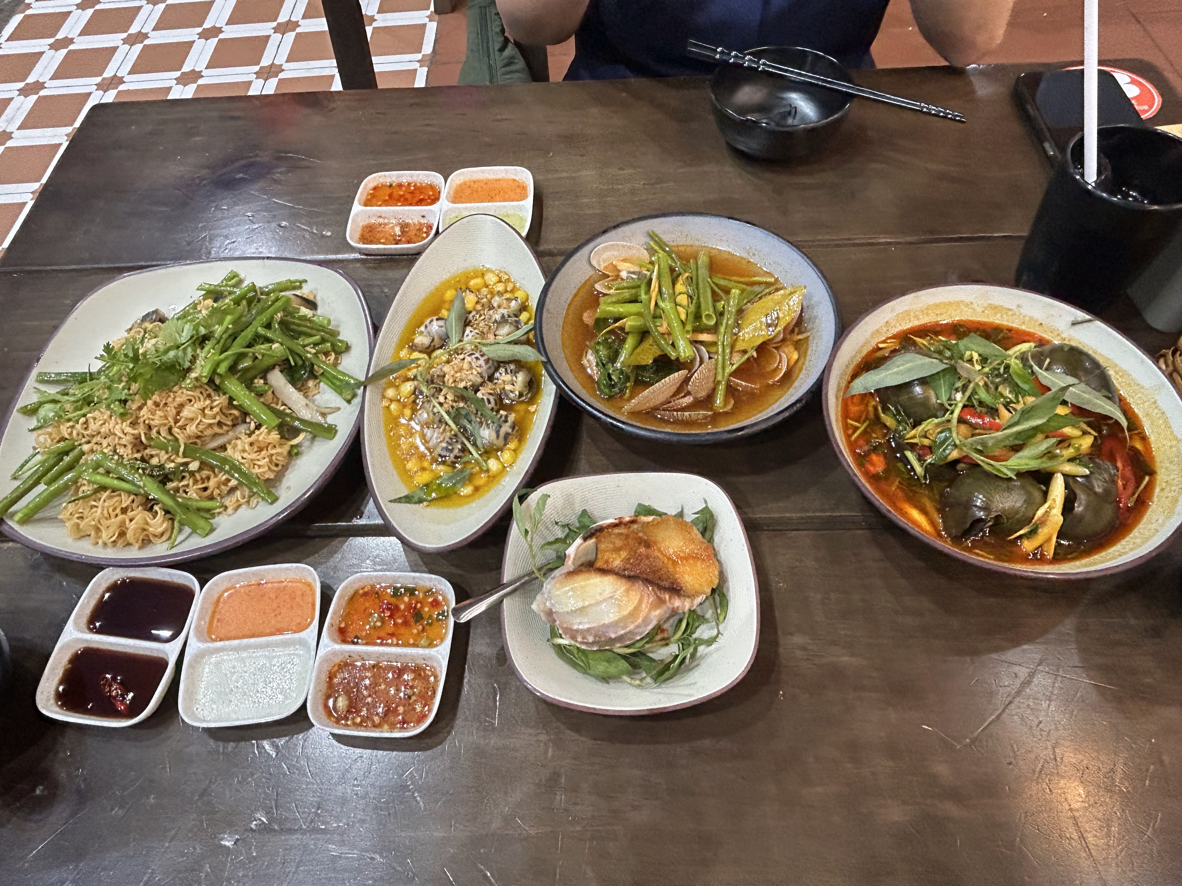 Ốc at Trạm Ốc