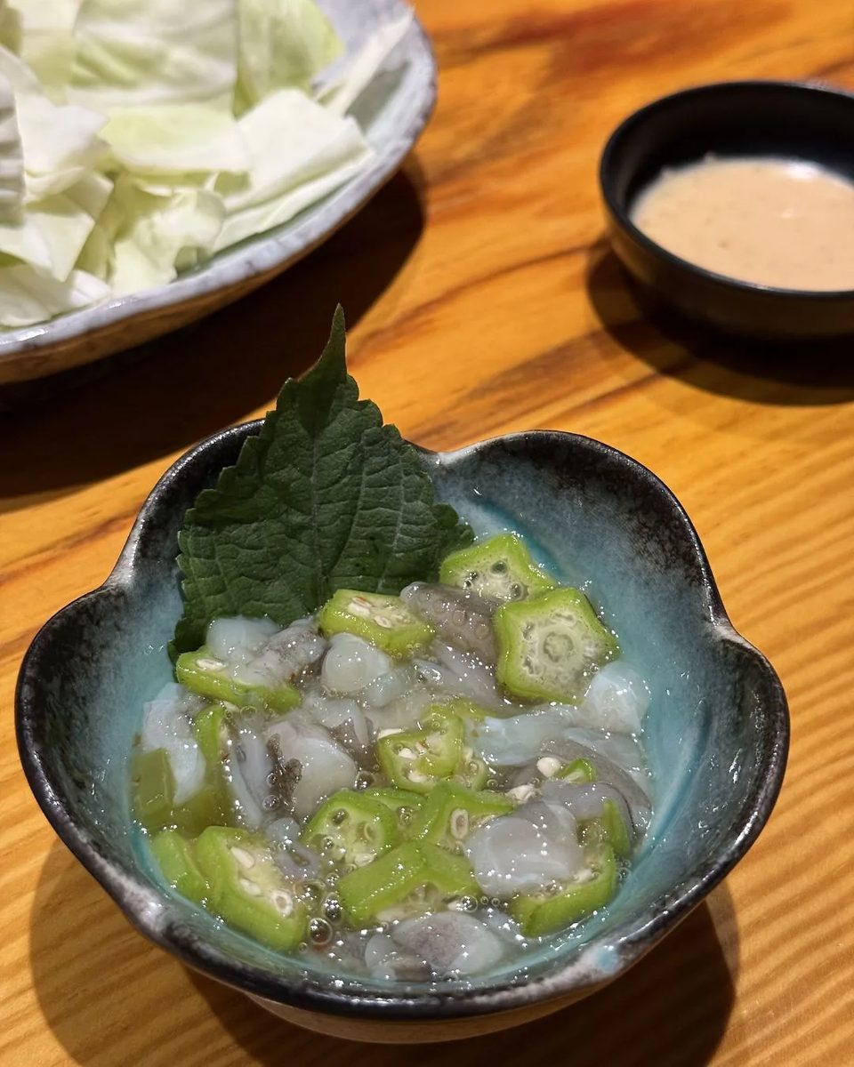 문어와 구운 오크라